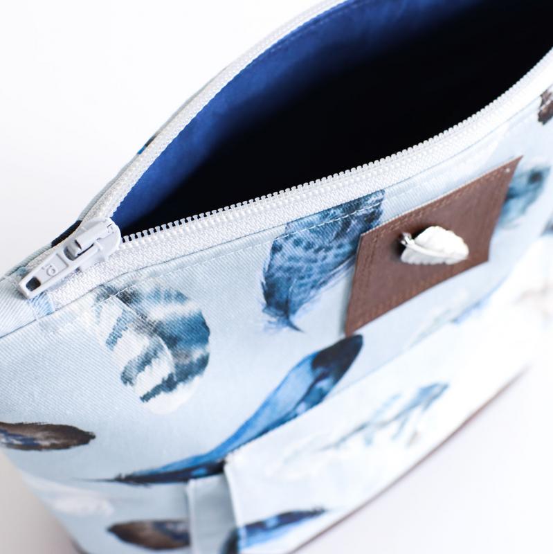 Nähbox große Kosmetiktasche - Feathers Blue